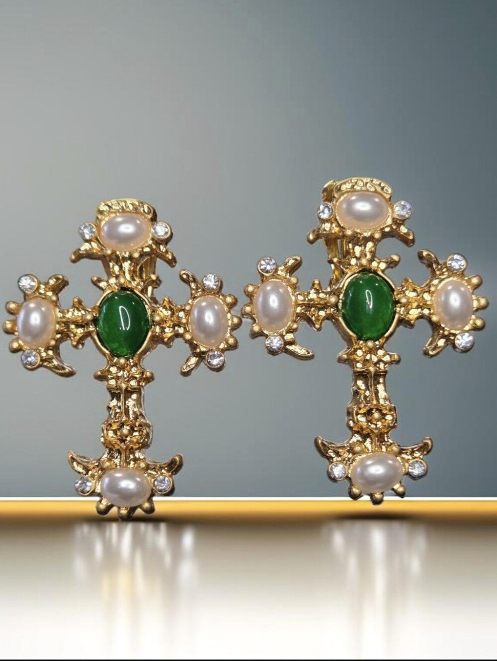 18k Gold Plated Ornate Baroque Maltese Cross Emerald Crystal Clip-on Earrings